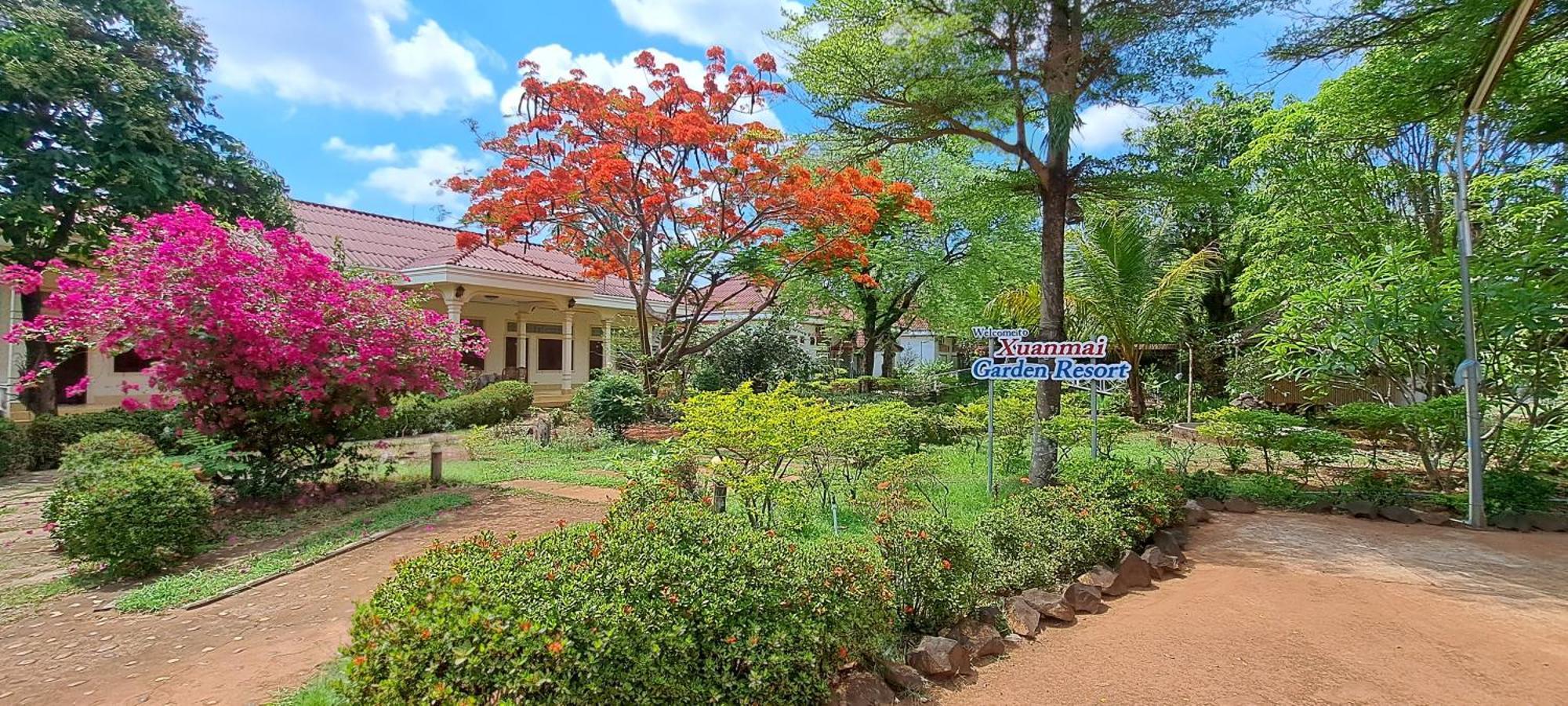 Xuanmai Garden Resort Pakse Exterior photo